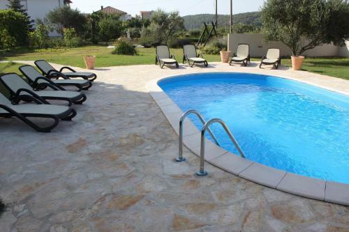 Apartment Arba 3 S Bazenom I Parkingom