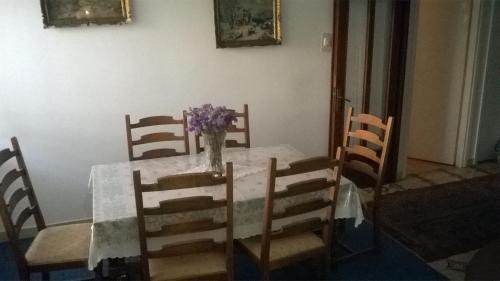Apartment Barbat 17620a