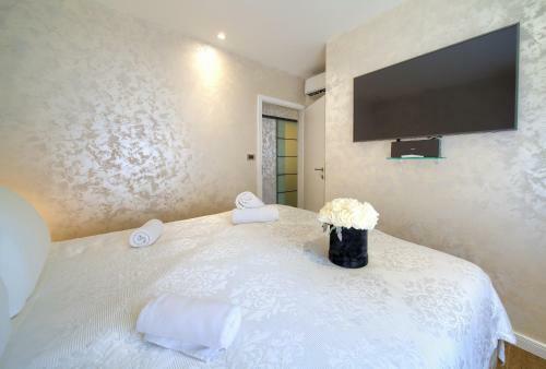 Luxury Apartments Jf