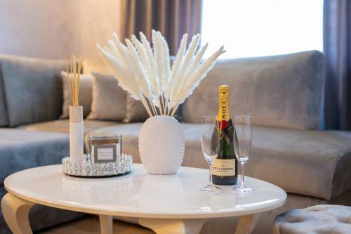 Luxury Apartments Jf