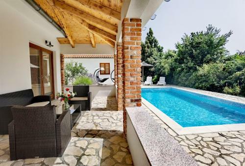 Holiday Homes Sintija