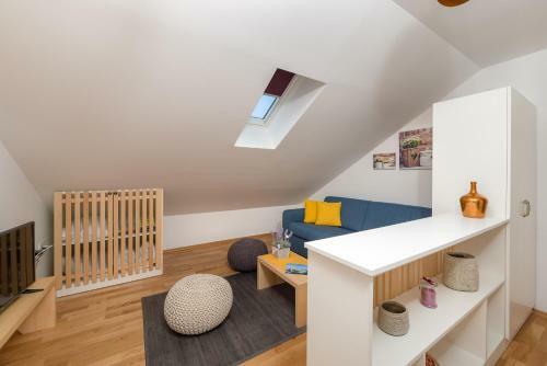 Apartments Kapo