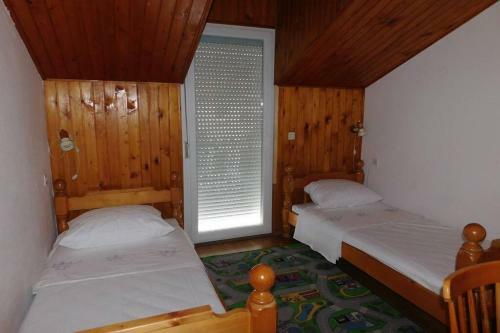 Apartman S Pogledom - Iva