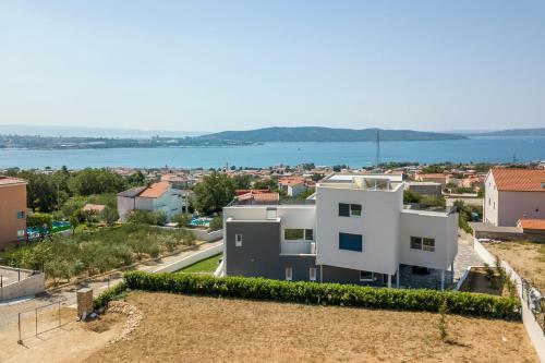 Luxurious Villa Meri