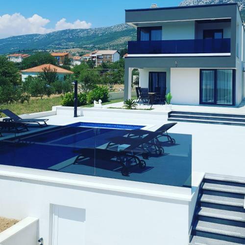 Luxury Villa Helena