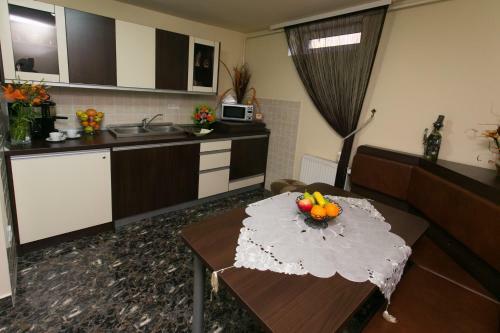 Hostal Casa Galbena
