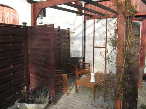 Hostal Les Troglos De Beaulieu