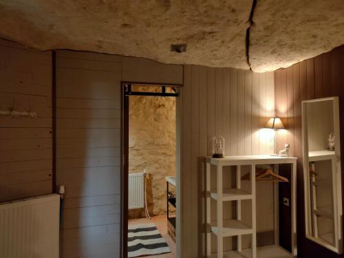 Hostal Les Troglos De Beaulieu