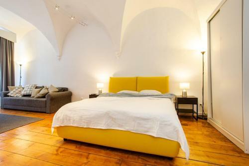 Arcade Apartment