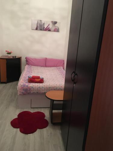 Small Studio2