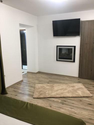 Apartment Queen Bridge