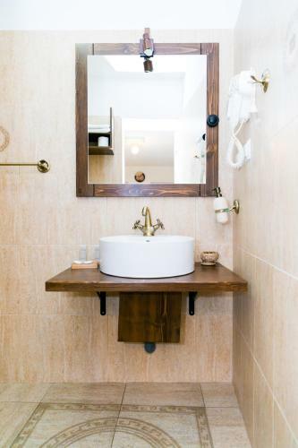 Tischler Apartment & Studio