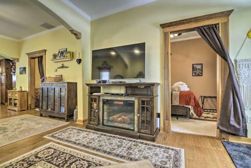 Charming Loveland Home With Yard, Walk To Dtwn!