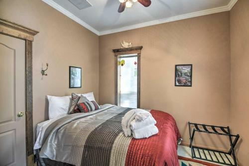 Charming Loveland Home With Yard, Walk To Dtwn!