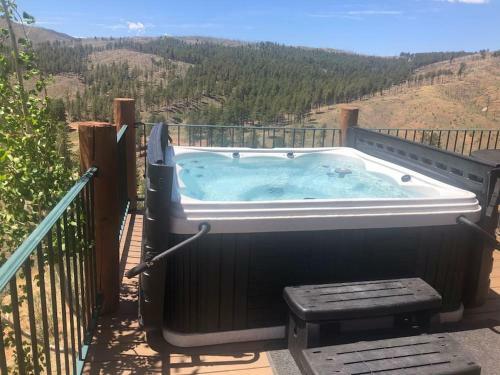 Pikes Peak Resort - Eagle Crest Cabin - Where Luxury And Wilderness Meet