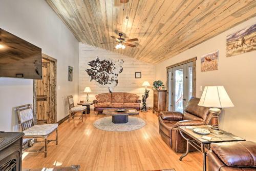Pagosa Springs Gem With Yard, Decks And Mtn Views