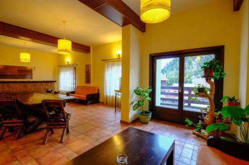Hotel Complex Cheile Gradistei Moieciu