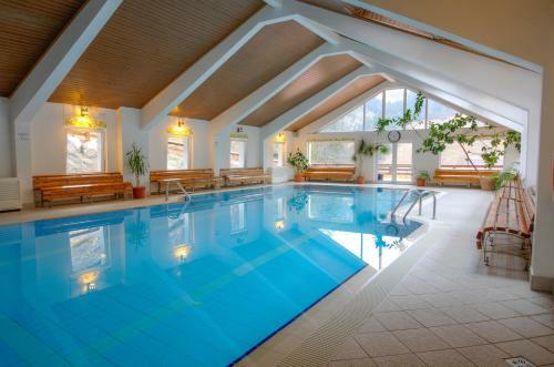 Hotel Complex Cheile Gradistei Moieciu