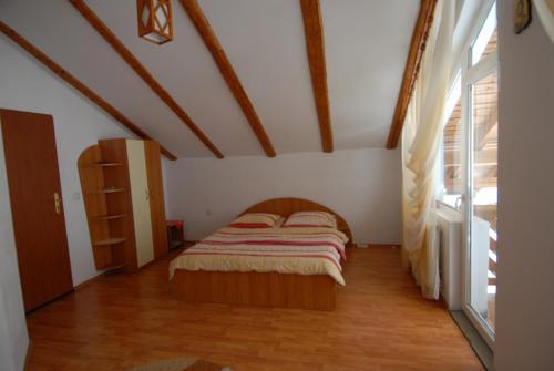 Hostal Pensiunea Padurea Verde