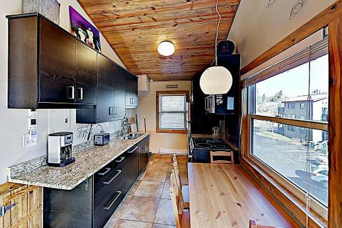 Ryan Culch Condo 8036