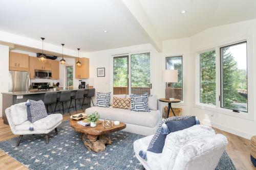 Manitou Riverhouse #115-114 By Alpine Lodging Telluride