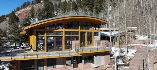 The Estate At Royer Falls By Exceptional Stays