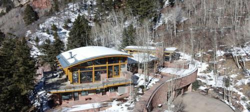 The Estate At Royer Falls By Exceptional Stays