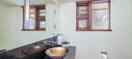 The Estate At Royer Falls By Exceptional Stays