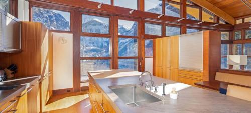 The Estate At Royer Falls By Exceptional Stays