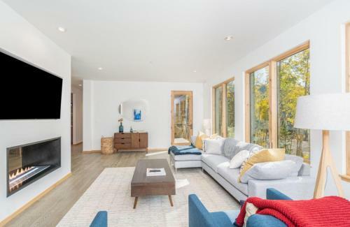 Mountain Modern At Cortina By Alpine Lodging Telluride