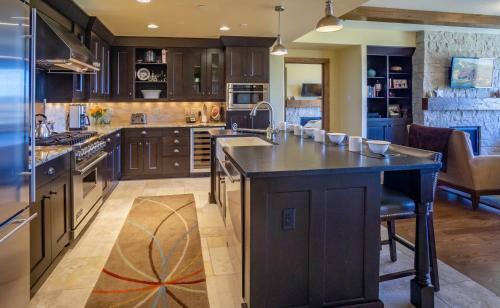 Apartamento Edgemont 2401 - Luxury Ski-in Ski-out Condo