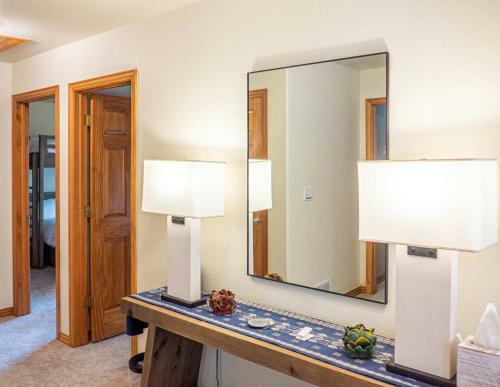 Best Location Eagle-vail, A/c, Great For 2 Families/groups -spacious Home