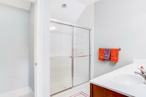 Heritage Village Townhomes -18833 Bethpage Drive