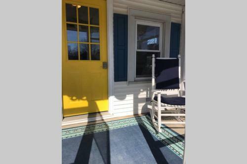 Cottage By The Sea Steps To Downtown Rehoboth!