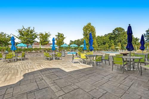 Ocean View Beach Club-10 Nantasket Ave