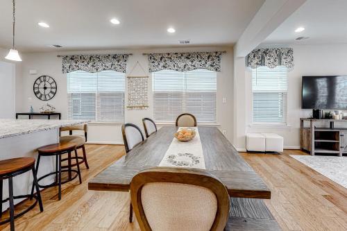 Ocean View Beach Club-10 Nantasket Ave