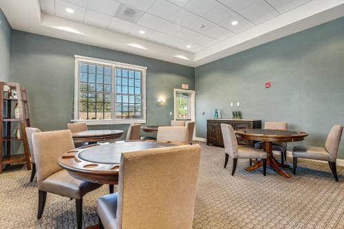 Ocean View Beach Club-10 Nantasket Ave