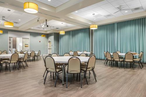 Ocean View Beach Club-10 Nantasket Ave