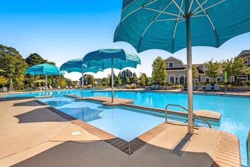 Ocean View Beach Club-10 Nantasket Ave