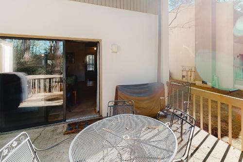 Villas Of Bethany West -- 780a Salt Pond