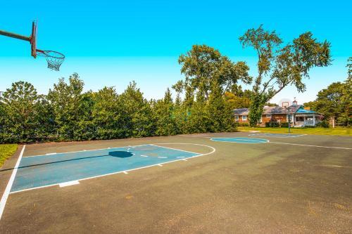 Villas Of Bethany West -- 780a Salt Pond