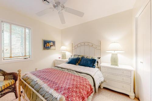 Villas Of Bethany West -- 780a Salt Pond