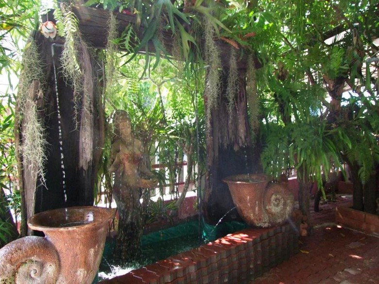 Naifun Bb Hotel