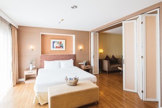 The Monmanee Hotel