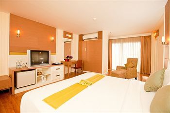 The Monmanee Hotel