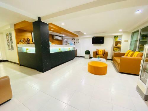 Hotel Lee's Mark Residence