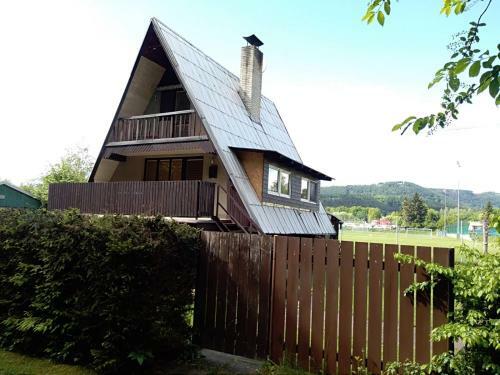 Na?e Chatka Pod Str�n�