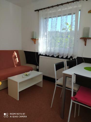 Apartm�nyji?ina