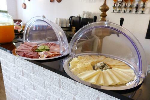 Hostal Penzion Stranny