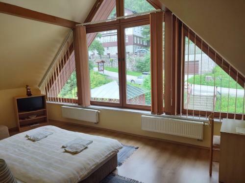 Hostal T?�l??kov� Pokoj Pension Kub?